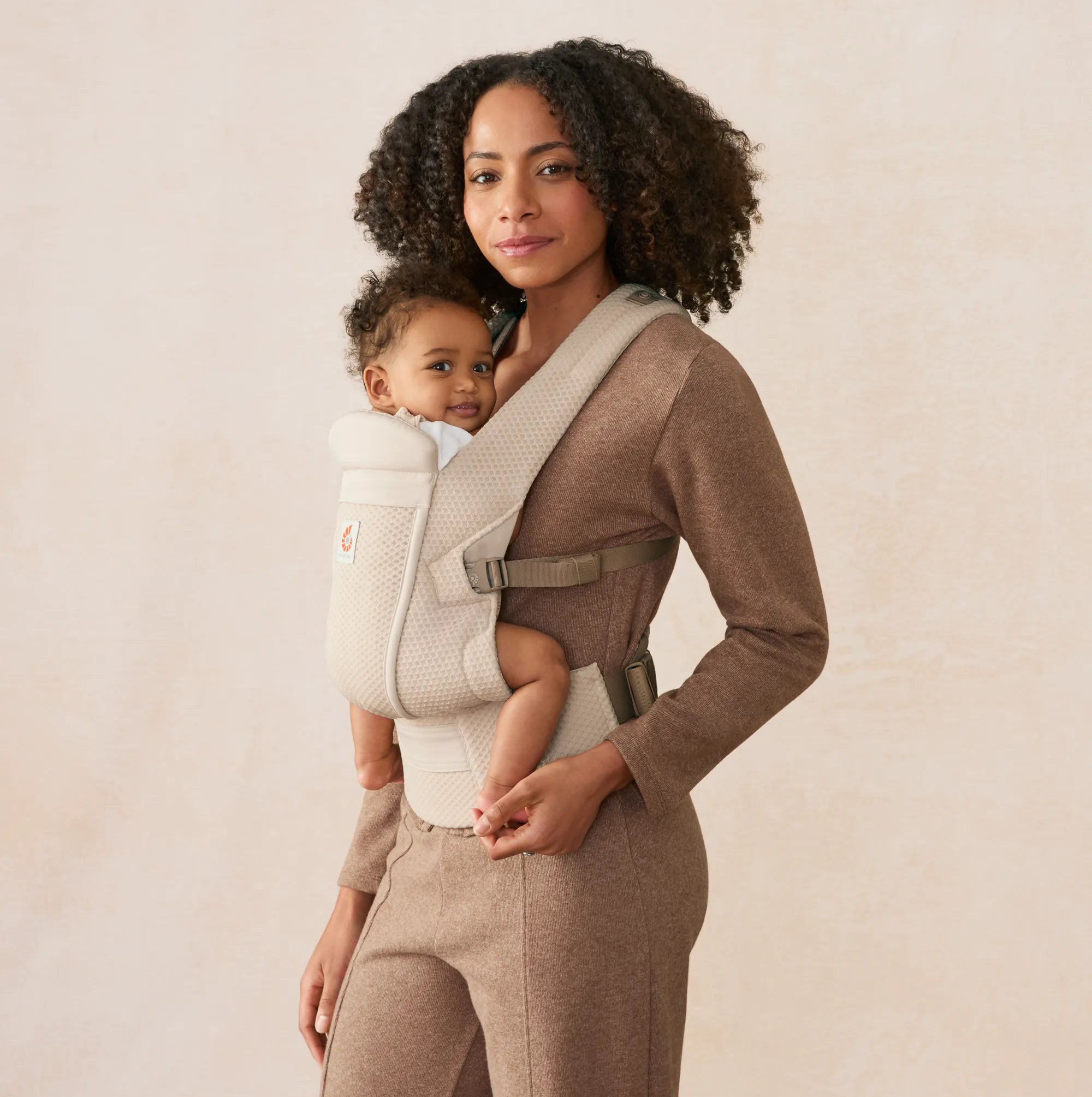 Ergobaby Omni 360 All-Position Baby Carrier thumbnail 5