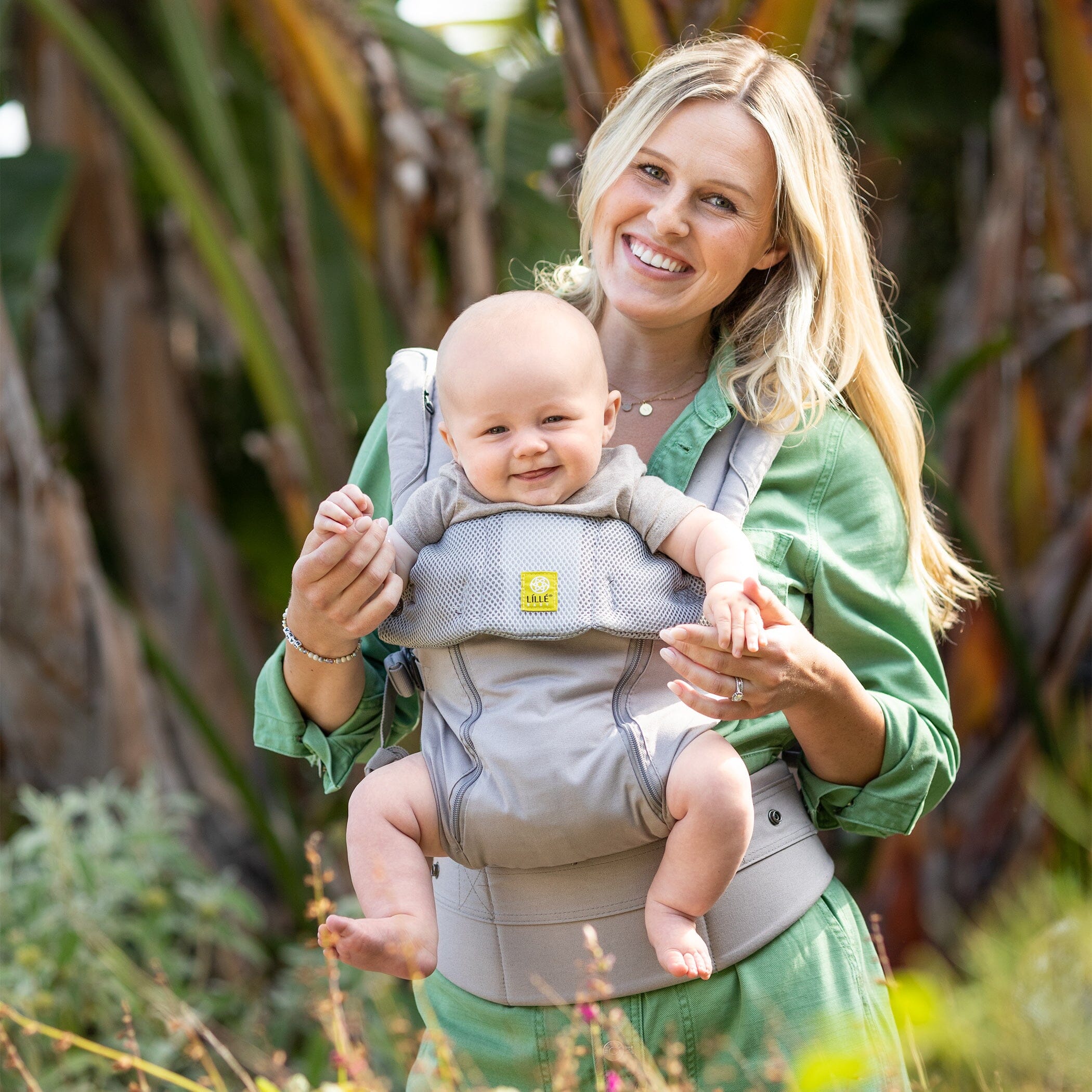 LILLEbaby Complete All Seasons Baby Carrier thumbnail 7
