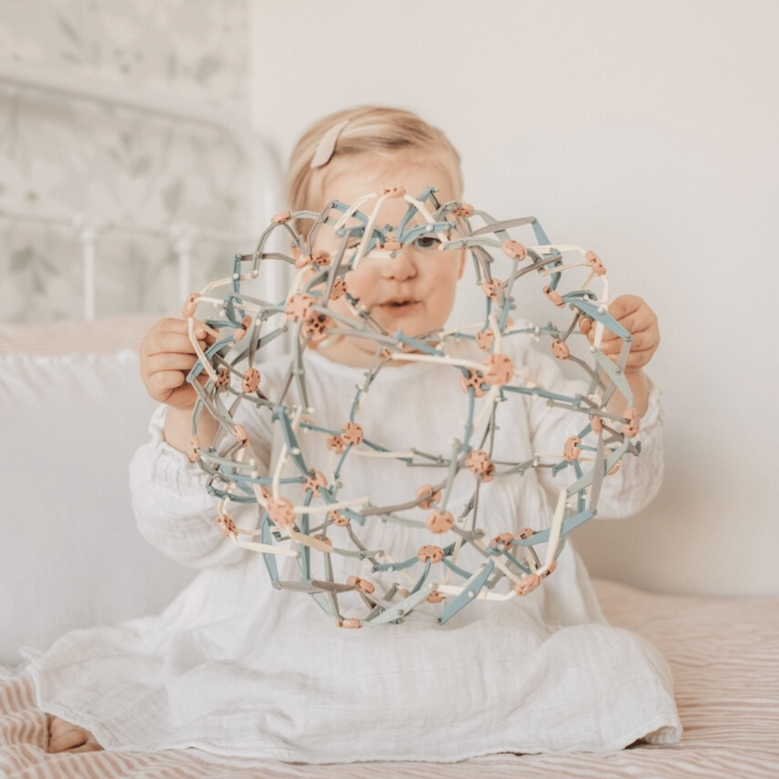 Mindful & Co Kids Mindfulness Magic Ball thumbnail 3